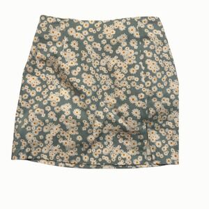 Wild Fable Mini Skirt Size 6 Daisy White Floral Print Boho Pastel Spring